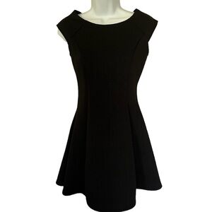 Forever 21 Black textured cap sleeve mini length skater dress size small